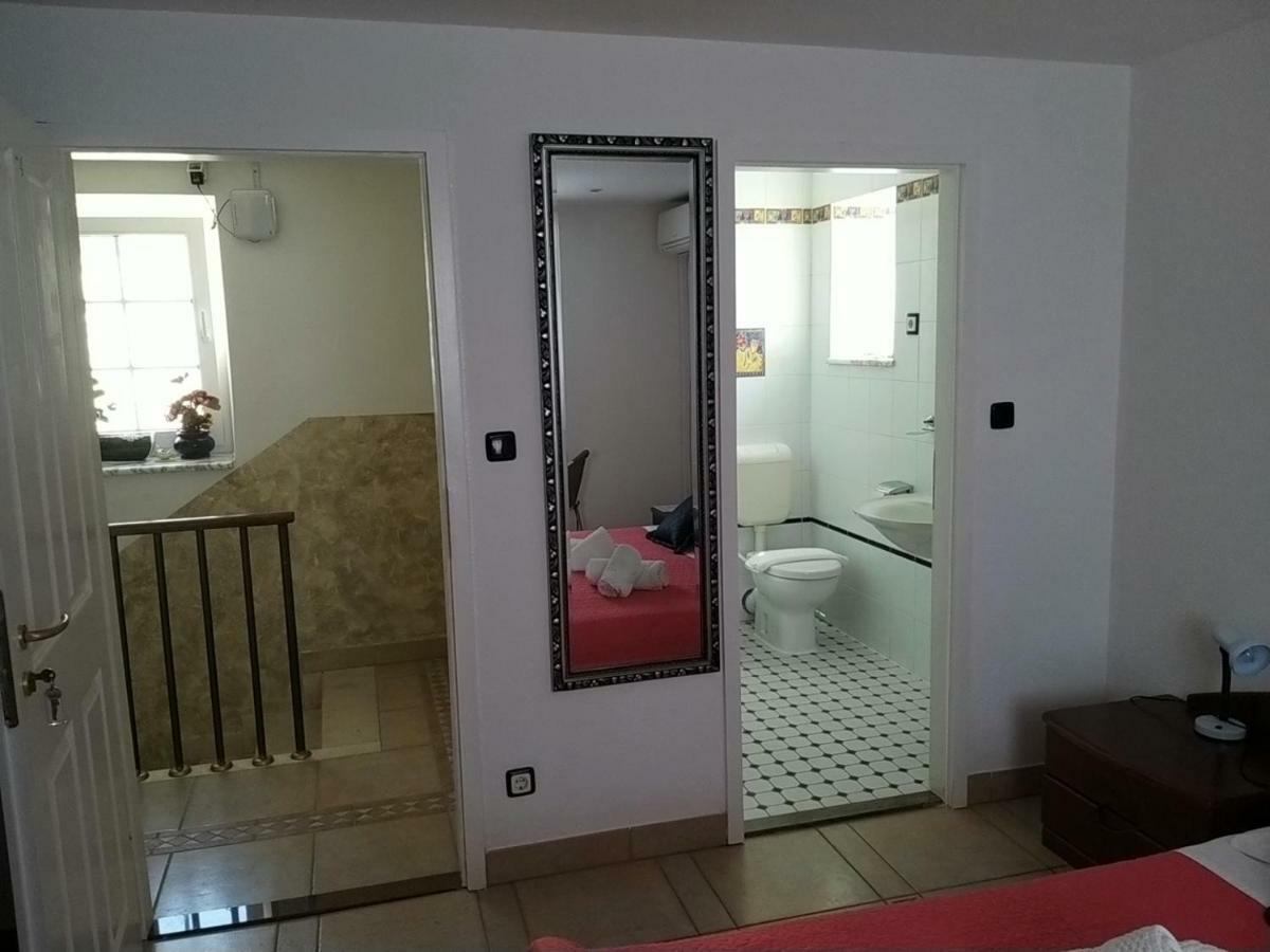Riva Rooms Бол Екстер'єр фото